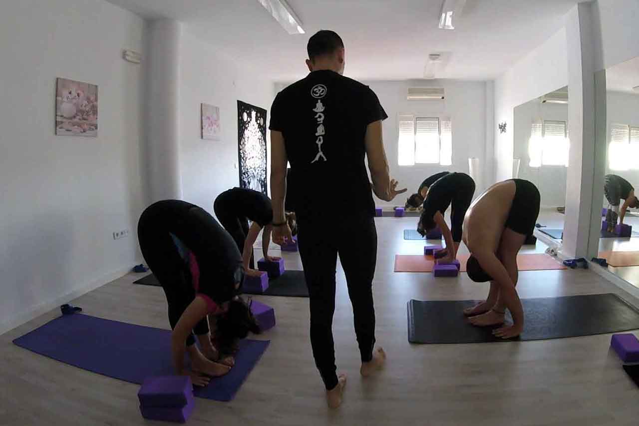 Yoga 21 Dos Hermanas - Rincones